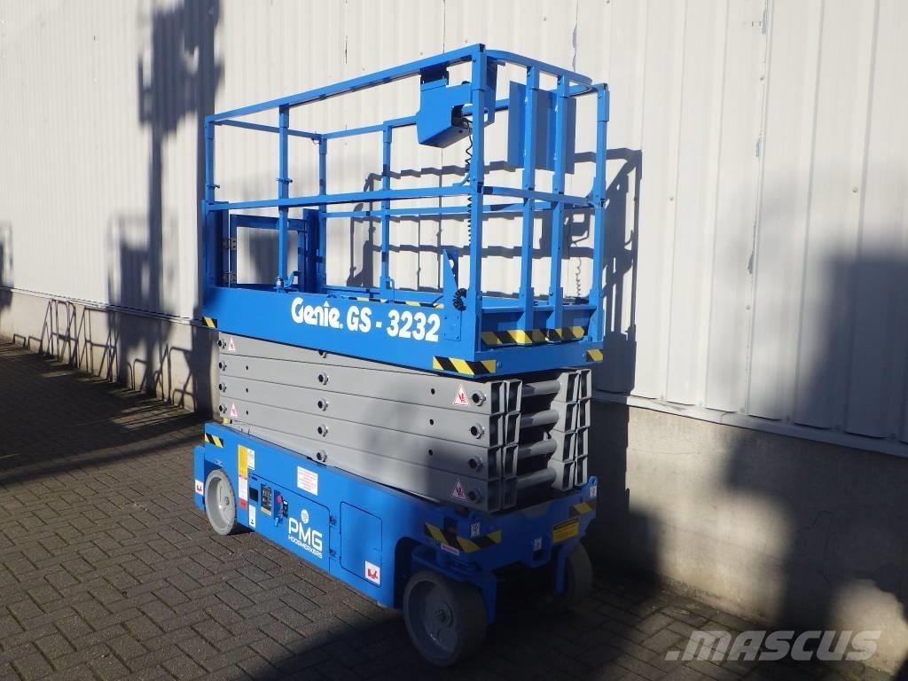 Genie GS3232 Scissor lifts