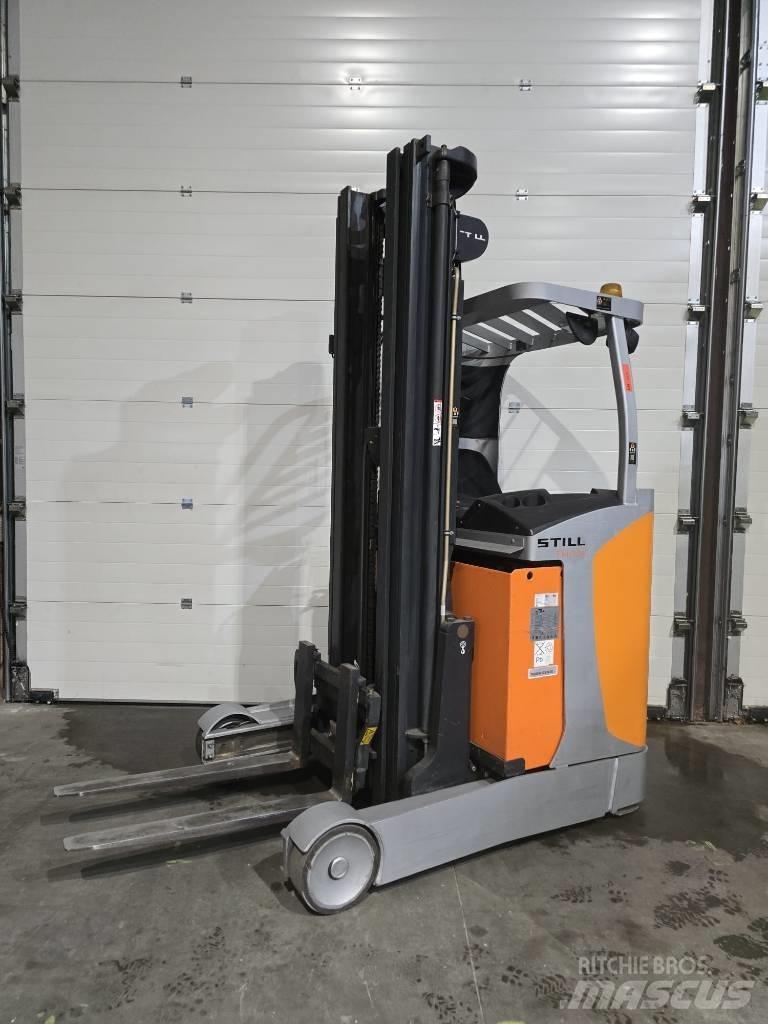 Still FMX 14 Reach truck