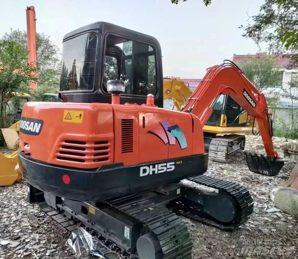 Doosan DH 55 Mini excavators < 7t