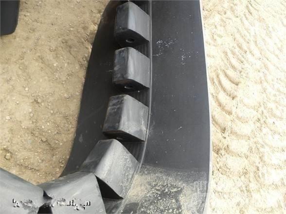  CAMSO 601911D1 Tracks, chains and undercarriage