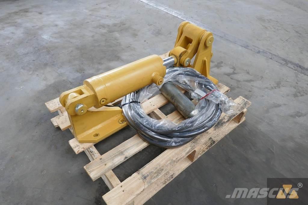 CAT D8T Pin puller Other components