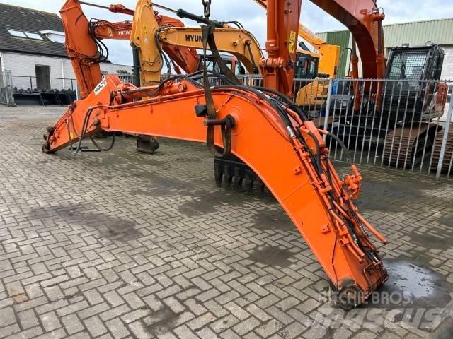 Hitachi ZX 130 TLB's