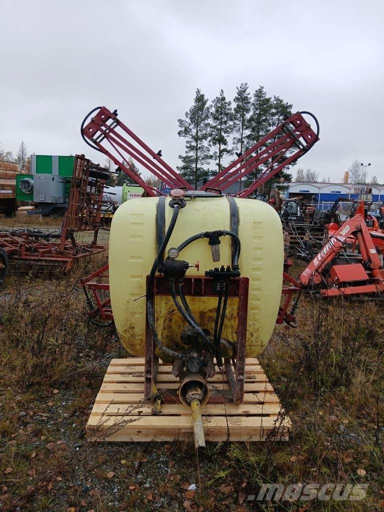 Hardi 600/ 10m Mounted sprayers