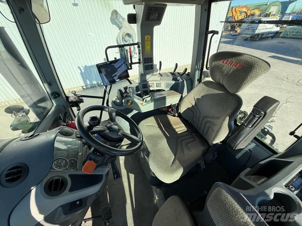 CLAAS Axion 850 Tractors