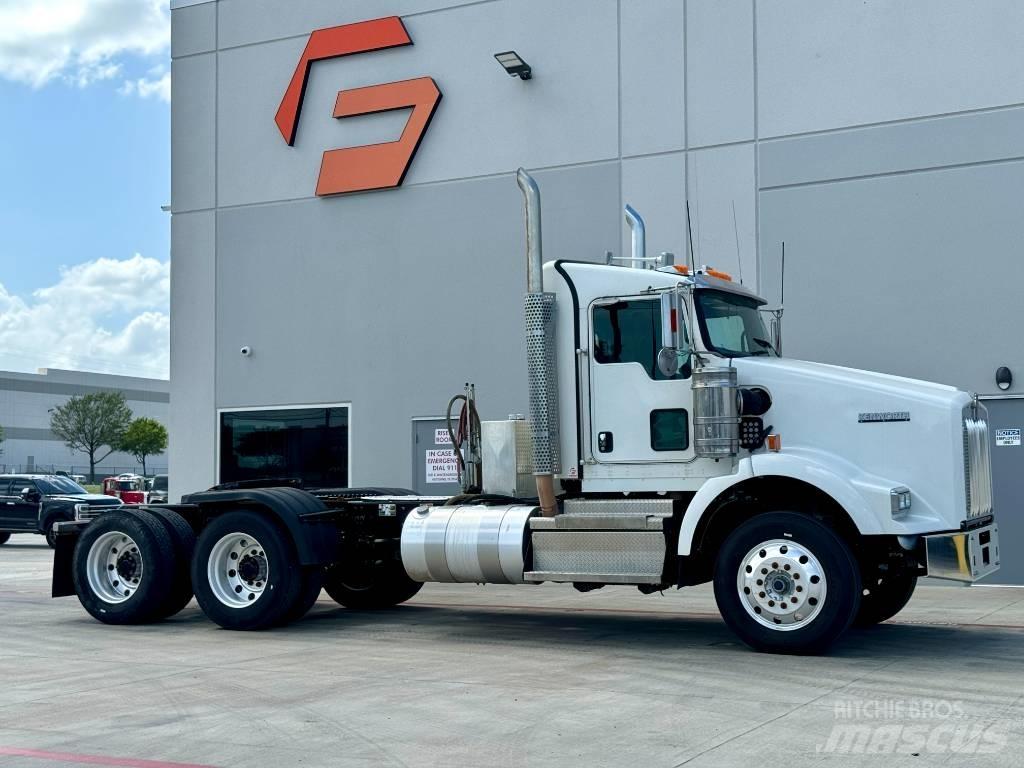 Kenworth T 800 Truck Tractor Units