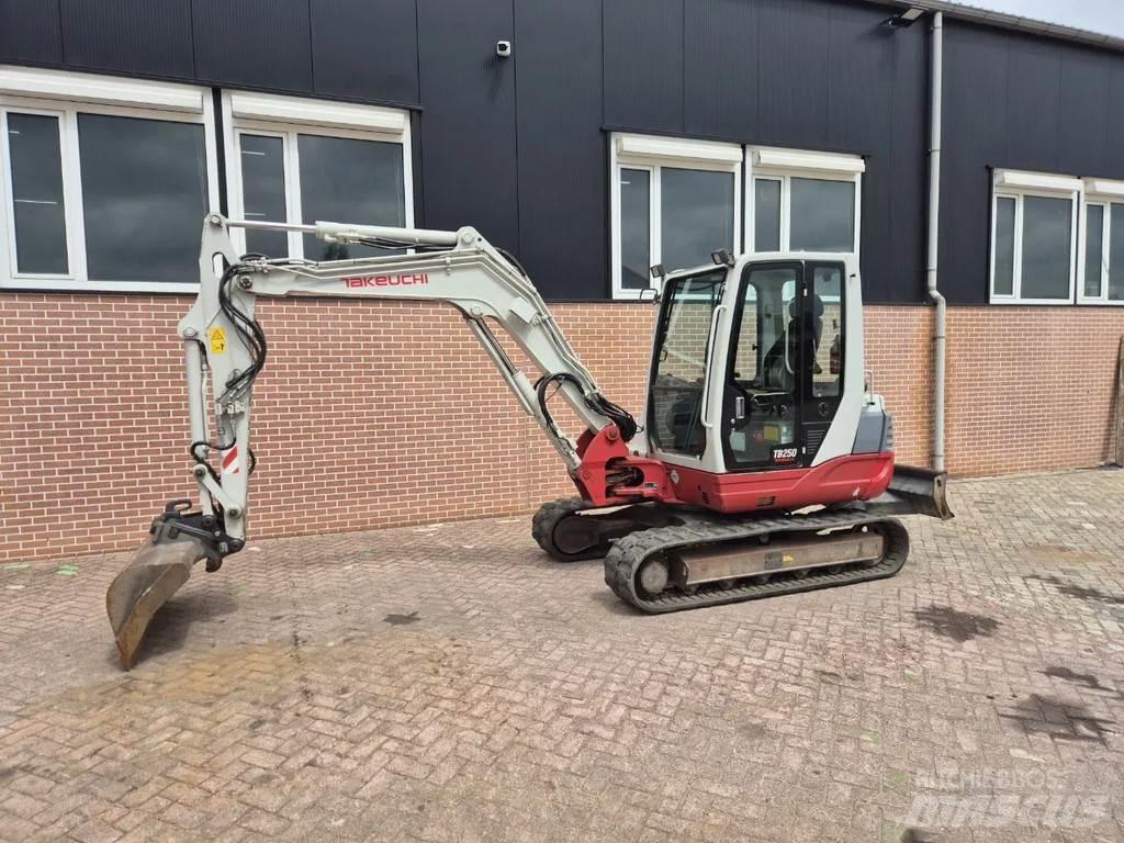 Takeuchi TB250 Mini excavators < 7t