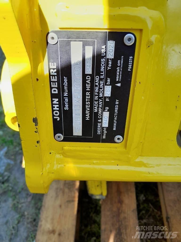 John Deere H413 Harvester heads