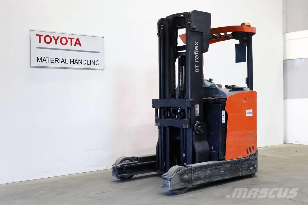 Toyota RRE200H Reach truck