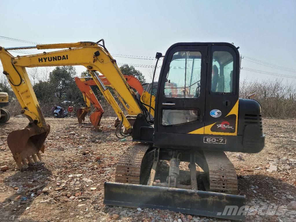 Hyundai R60-7 Mini excavators < 7t