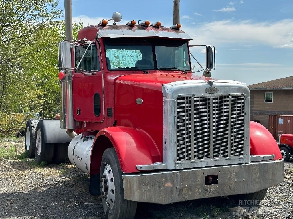 Peterbilt 378 Truck Tractor Units
