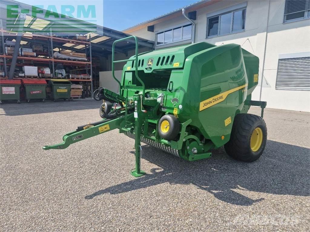 John Deere F441M Square balers