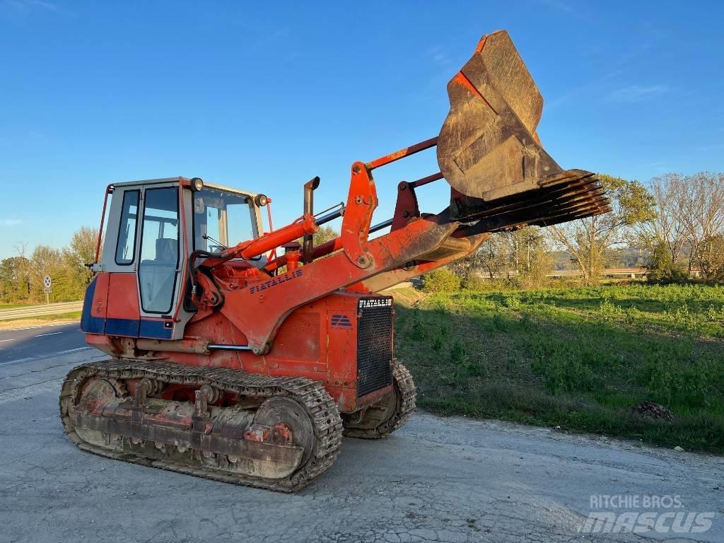 Fiat-Hitachi FL 14E Crawler FEL's