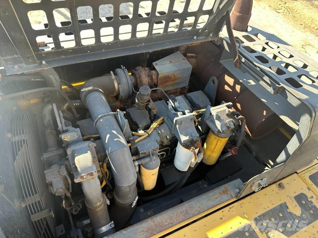 Komatsu PC400-8 Crawler excavators