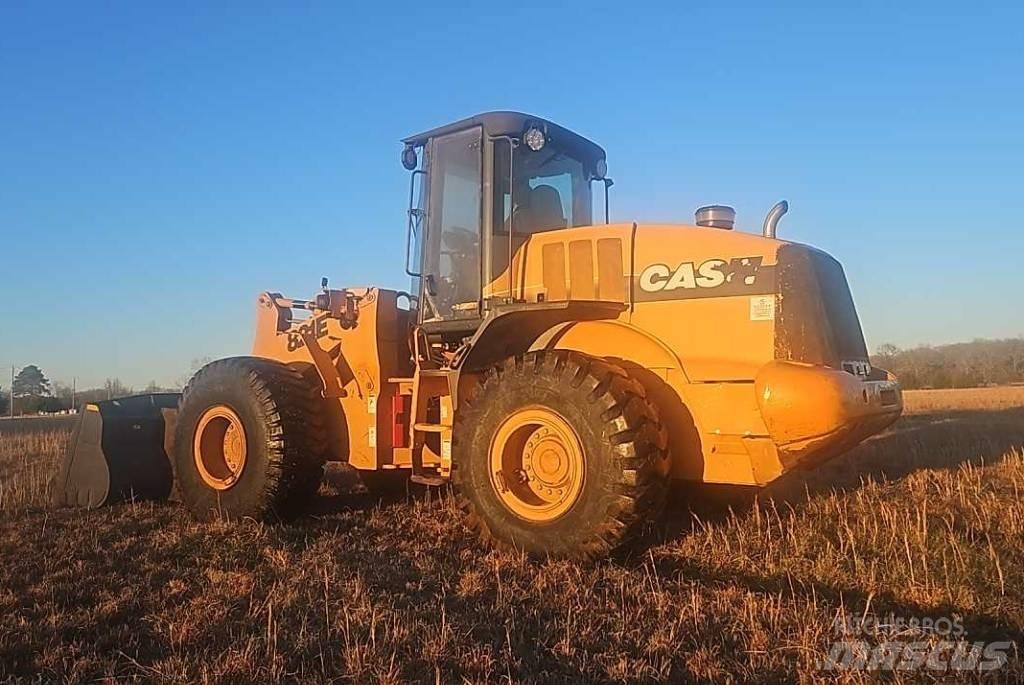 CASE 821 E Wheel loaders