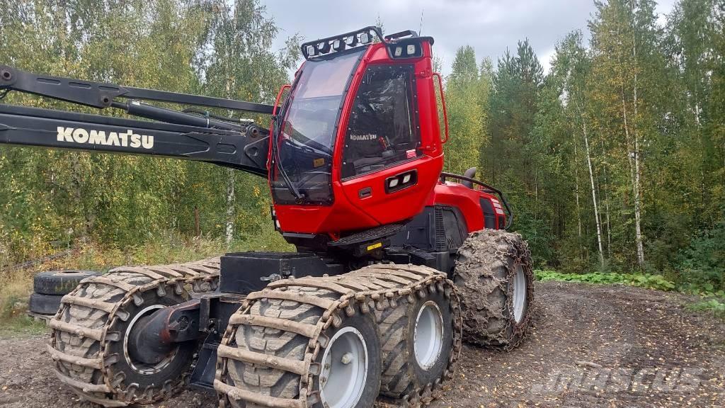 Komatsu 901 Harvesters