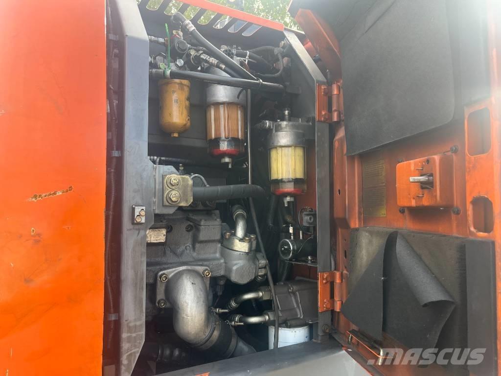 Hitachi ZX 145 W-3 Wheeled excavators