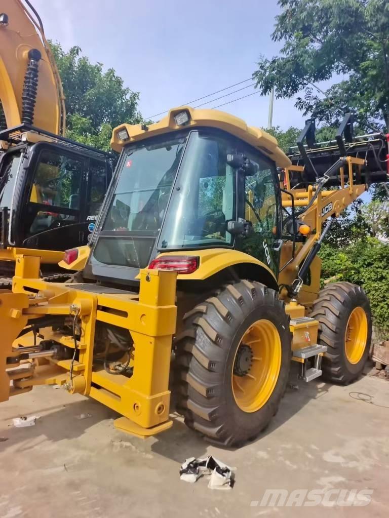 JCB 4 CX TLB's