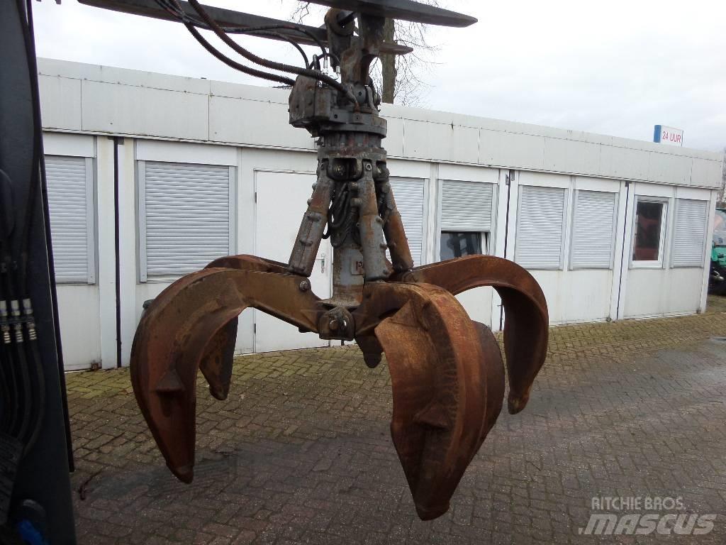 Liebherr GM72 Grapples