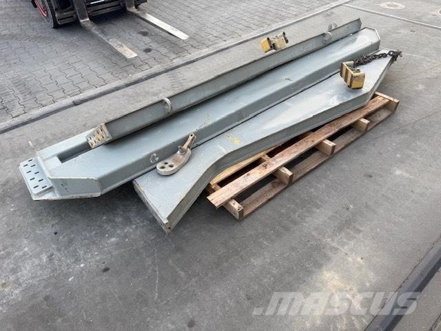 CAT 740 TAILGATE Articulated Haulers