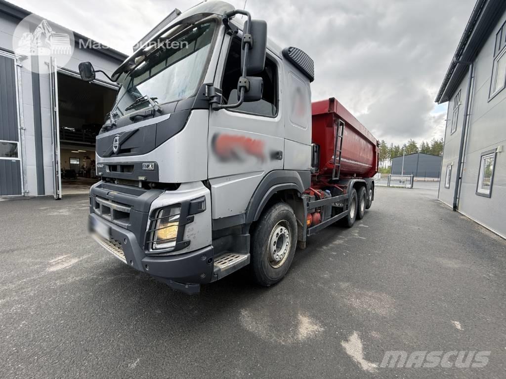 Volvo FMX 470 Tipper trucks