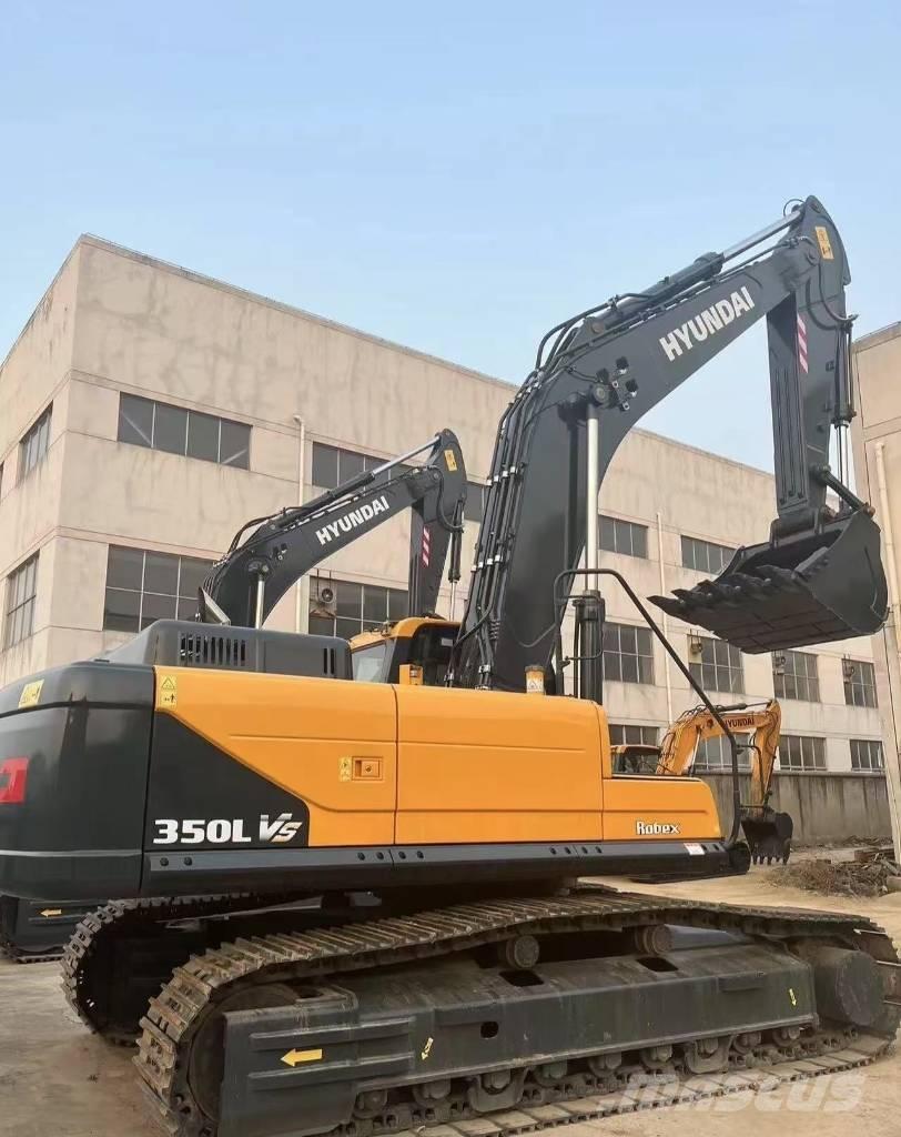 Hyundai 305LC Crawler excavators