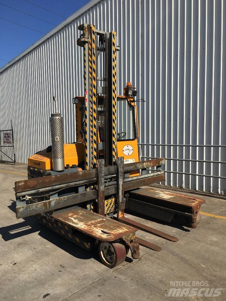 Combilift C 3000 Sideloader