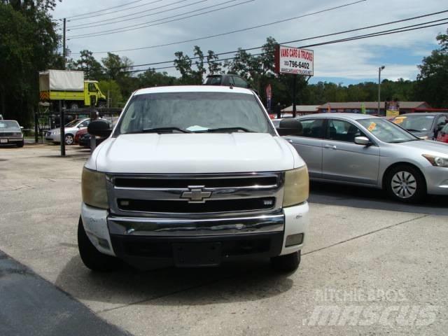 Chevrolet 1500 W/T Flatbed/Dropside trucks