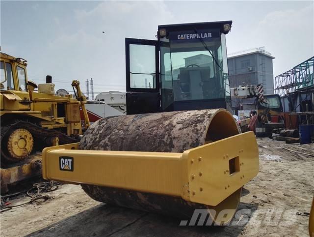 CAT CS 56 B Single drum rollers