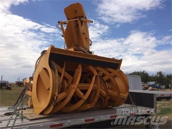 Oshkosh  Snow throwers