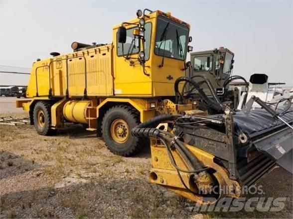 Oshkosh HB2718 Other