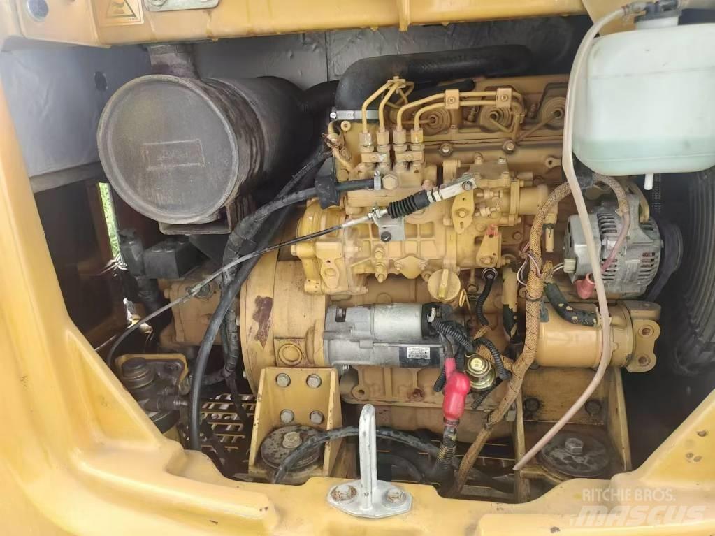 CAT 306 Mini excavators < 7t