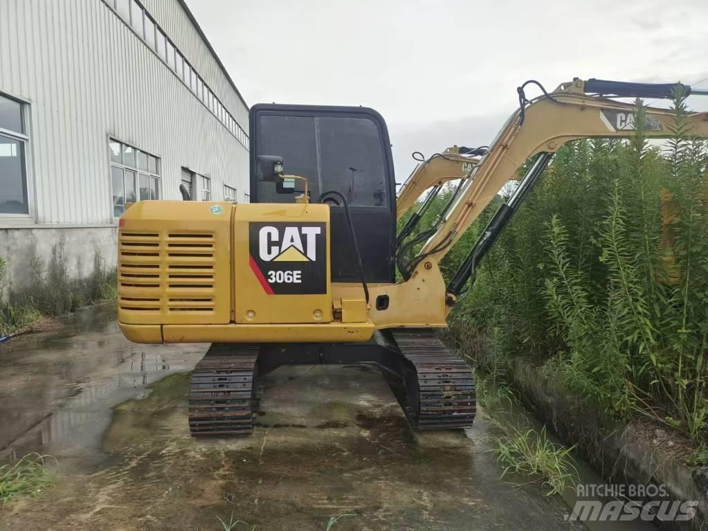 CAT 306 Mini excavators < 7t