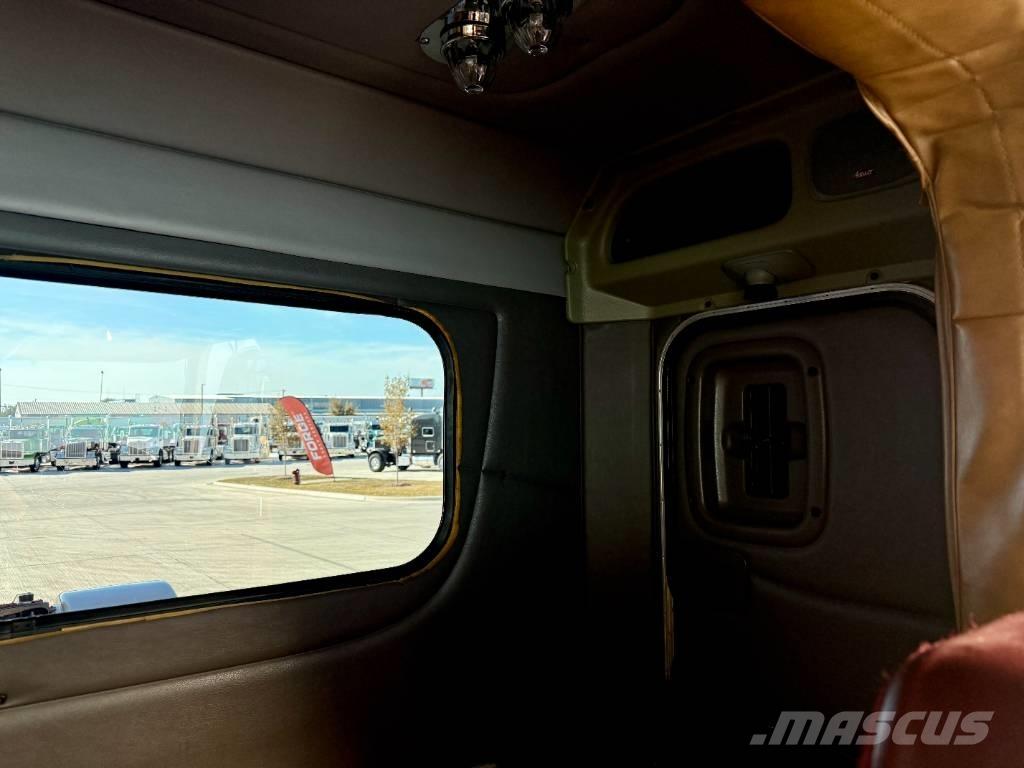 Peterbilt 379 Truck Tractor Units