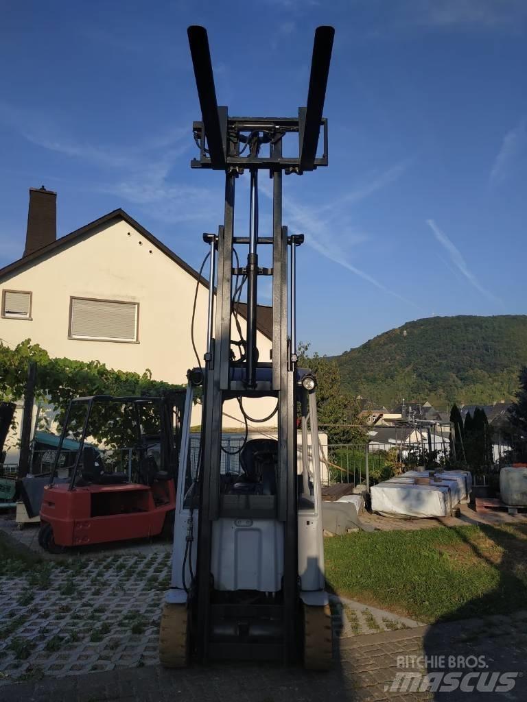 Still RX 20-20 Electric forklift trucks