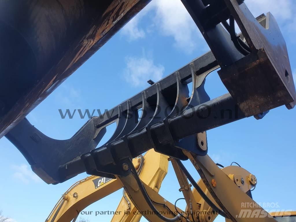  HKS long reach Buckets
