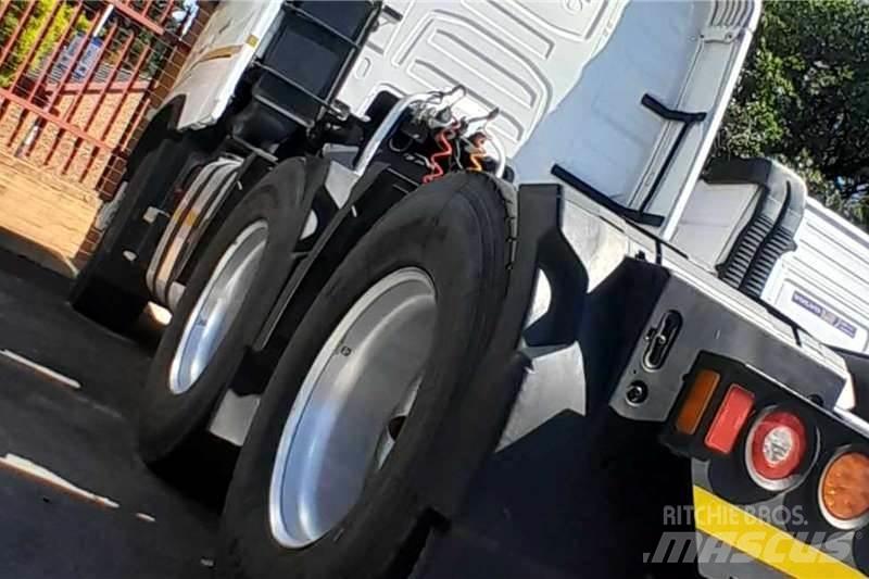Volvo FMX 440 Other trucks