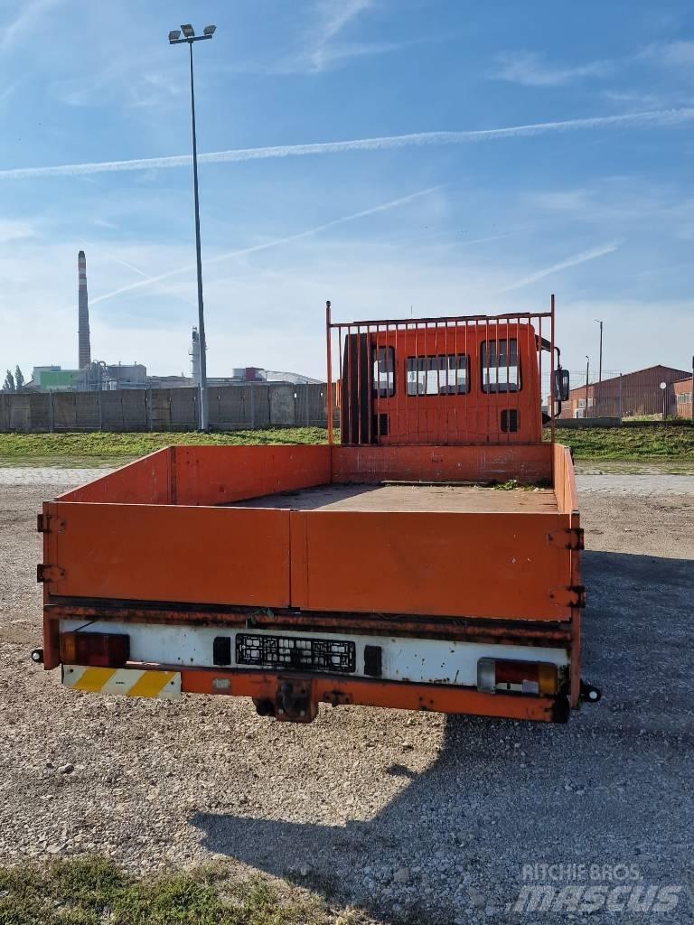 Iveco Eurocargo Flatbed/Dropside trucks