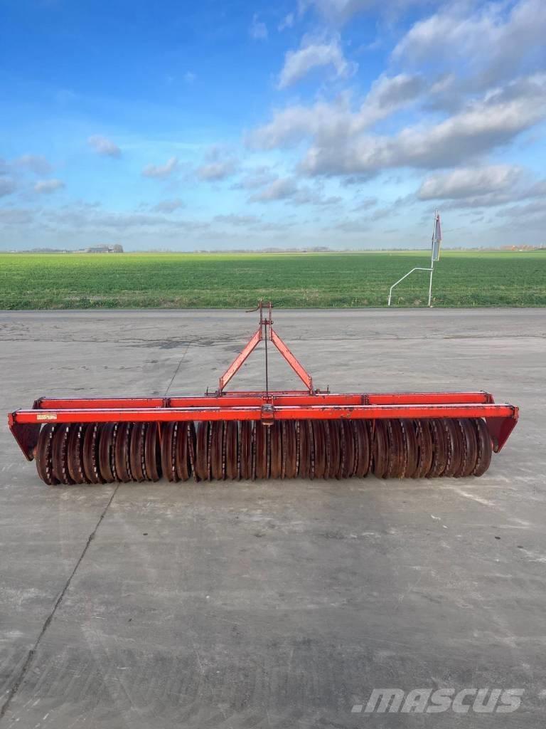 Cambridge 300 Farming rollers