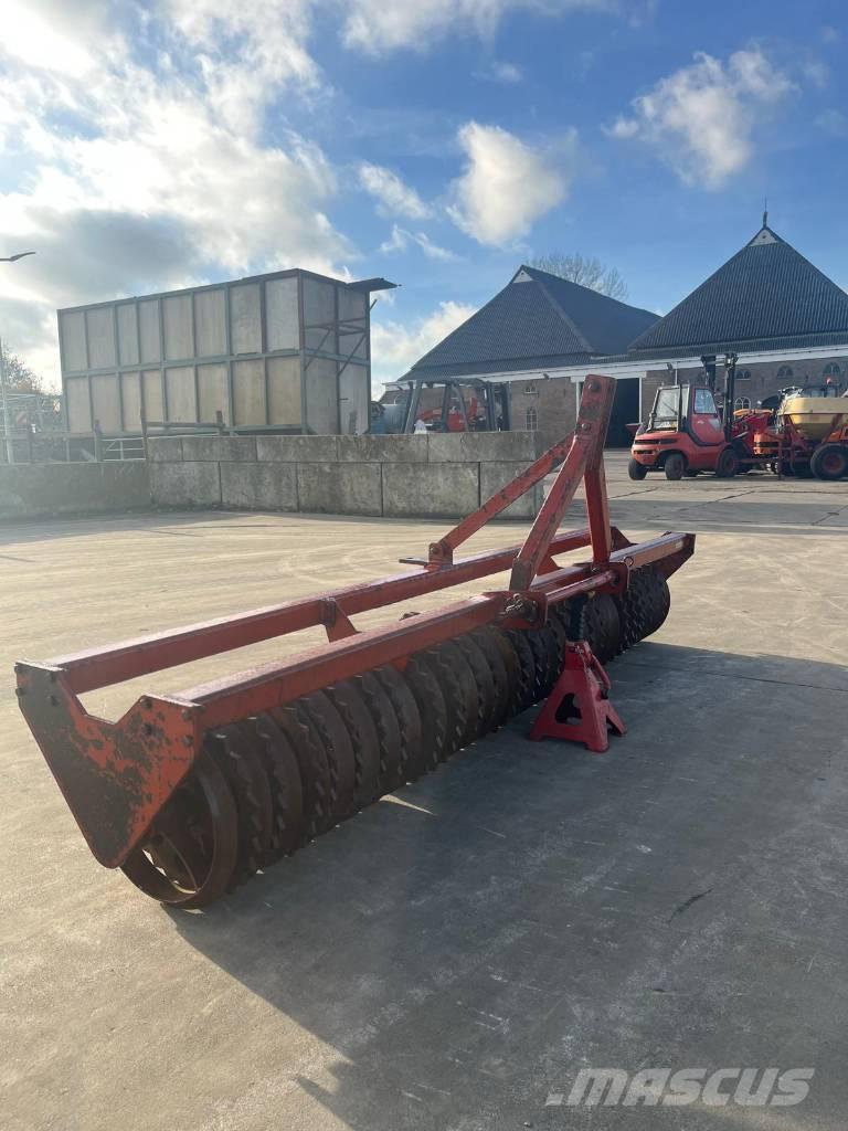 Cambridge 300 Farming rollers