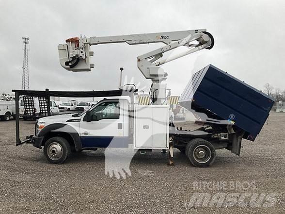 Altec AT37G Truck mounted aerial platforms