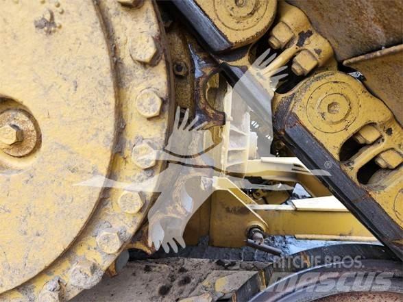 CAT D6T LGP Crawler dozers