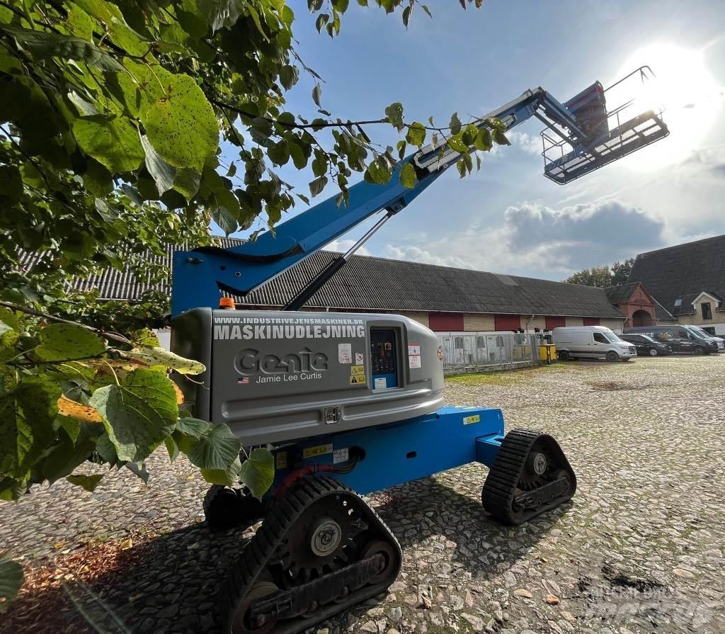 Genie S 45 Trax Telescopic boom lifts