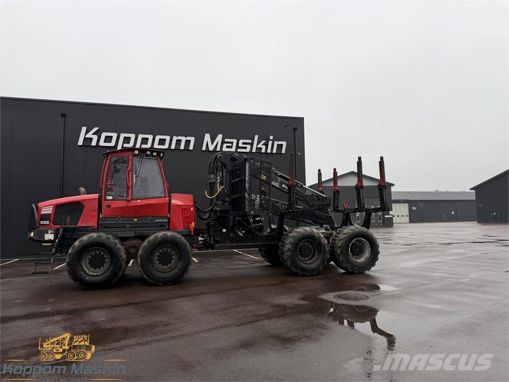 Komatsu 895 Forwarders