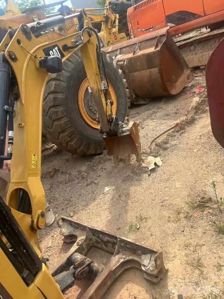 CAT 301.7 Mini excavators < 7t