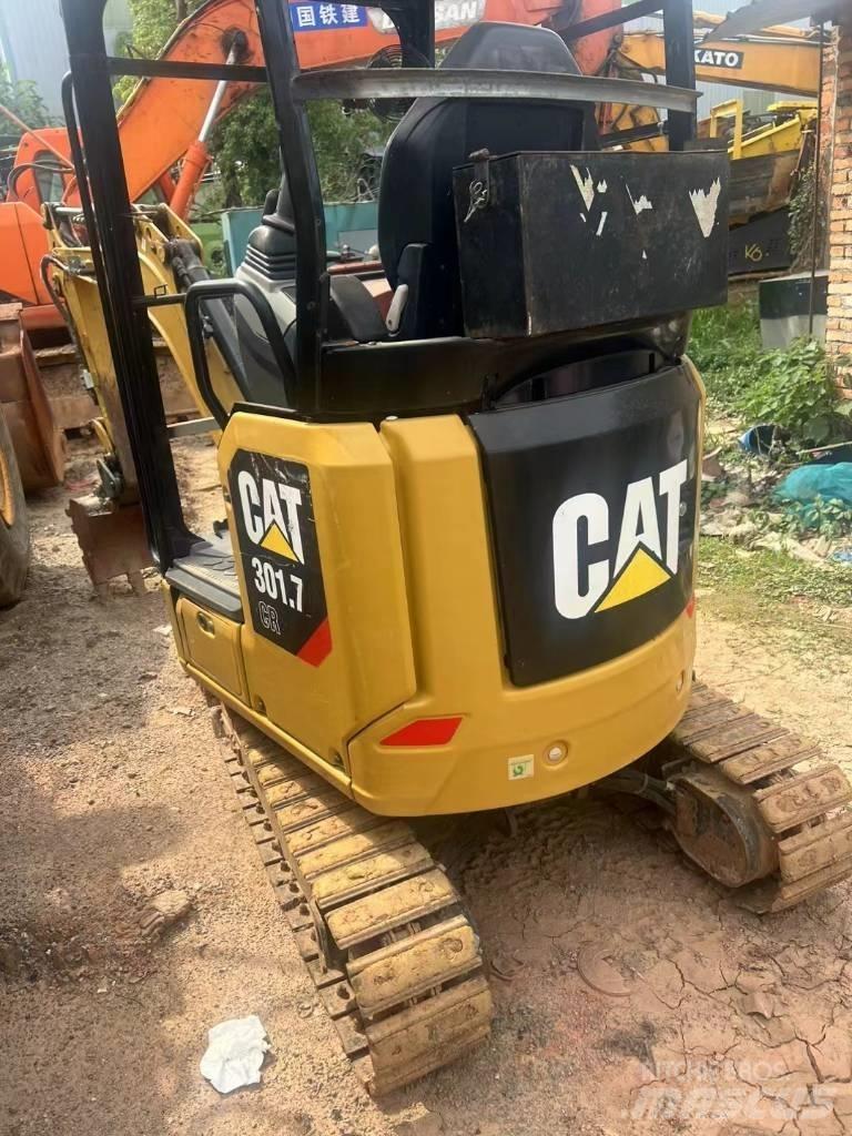CAT 301.7 Mini excavators < 7t
