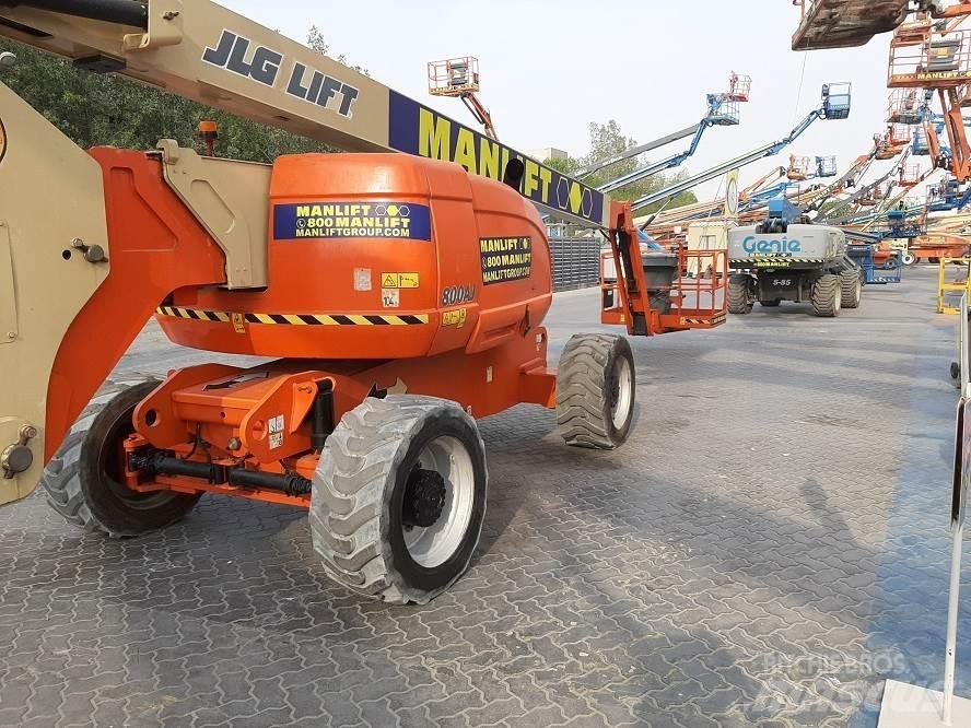 JLG 800AJ Articulated boom lifts