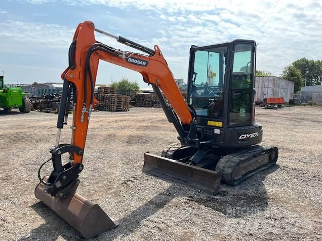 Doosan DX 27 Z Mini excavators < 7t