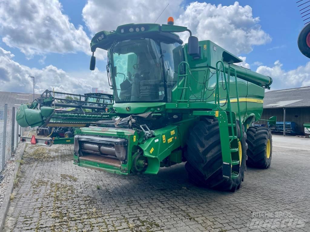 John Deere S 690 i Combine harvesters