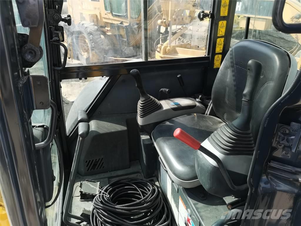 Komatsu PC35 Mini excavators < 7t