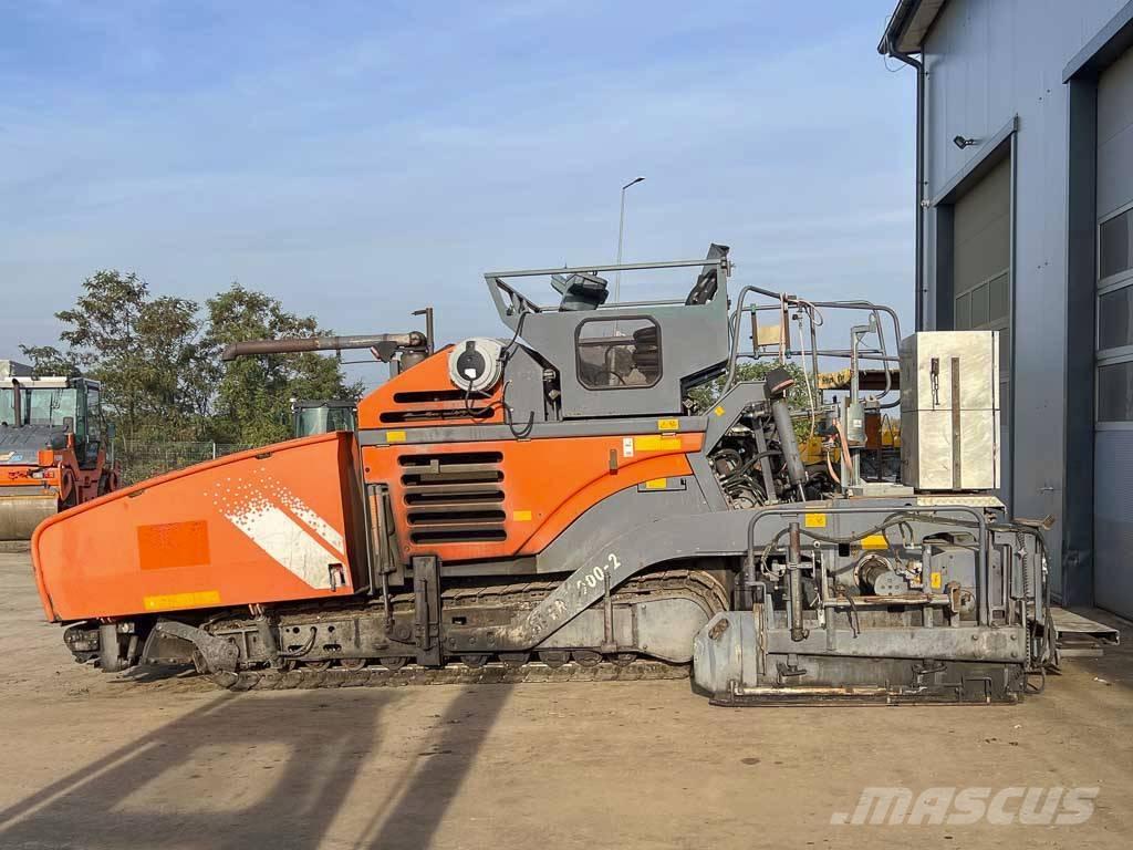 Vögele SUPER 1900-2 Asphalt pavers